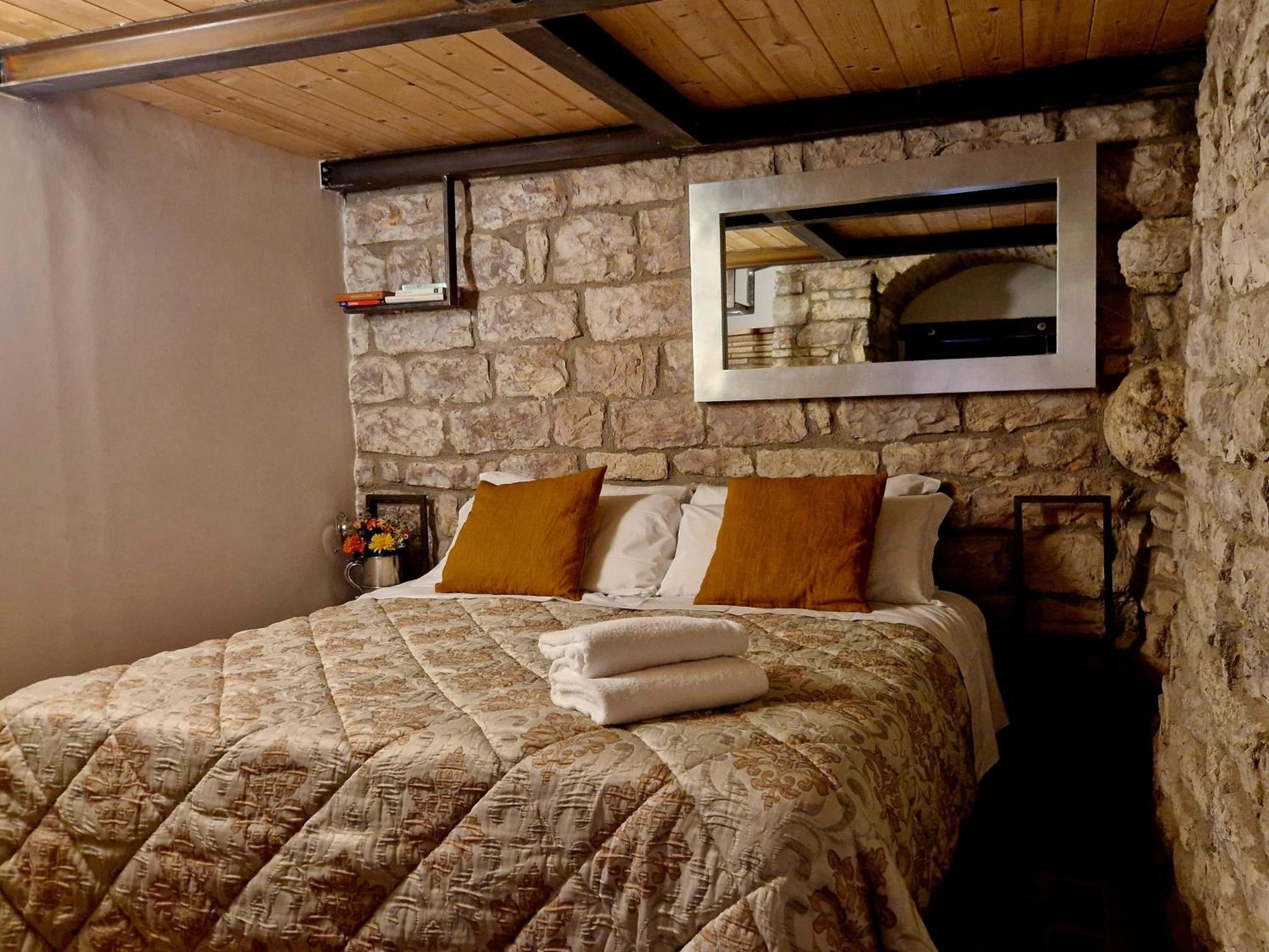 Apartamento Brizi 5 Asís Habitación foto